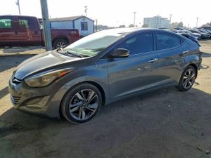 Hyundai Elantra SE 1.8L 4 2014