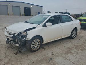 Toyota Corolla BASE 1.8L 4 2012