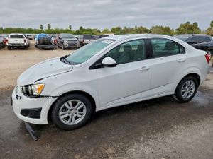 Chevrolet Aveo (Sonic) LS 1.8L 4 2012