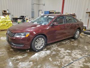 Volkswagen Passat S 1.8L 4 2014