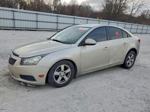 Chevrolet Cruze LT 1.4L 4 2013