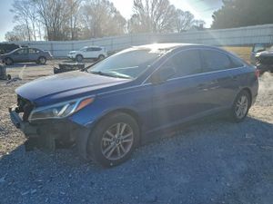 Hyundai Sonata SE 2.4L 4 2015