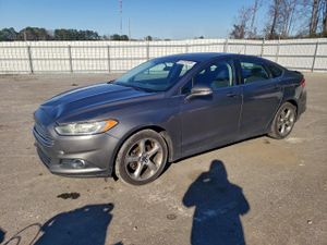 Ford Fusion SE 1.5L 4 2014
