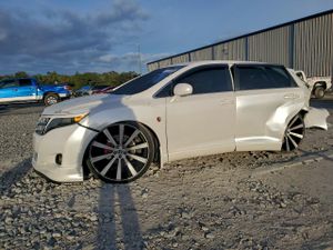 Toyota Venza LE 2.7L 4 2012