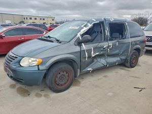 Chrysler Town & Country LX 3.3L 6 2006