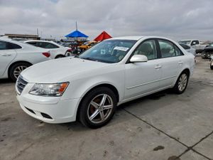 Hyundai Sonata GLS 2.4L 4 2010
