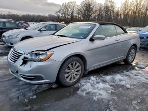 Chrysler 200 TOURING 3.6L 6 2011