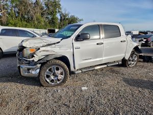 Toyota Tundra CREWMAX SR5 5.7L 8 2014