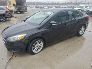Ford Focus SE 2.0L 4 2015