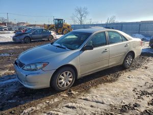 Toyota Camry LE 2.4L 4 2005