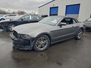 Ford Mustang 3.7L 6 2014