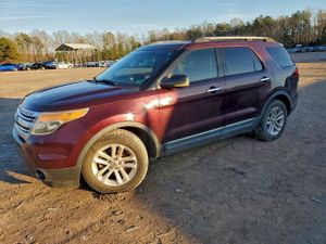 Ford Explorer XLT 3.5L 6 2011