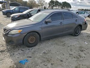 Toyota Camry BASE 2.5L 4 2010