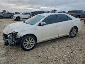 Toyota Camry HYBRID 2.5L 4 2013