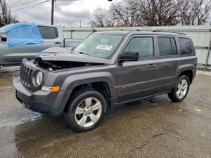 Jeep Patriot LATITUDE 2.4L 4 2015