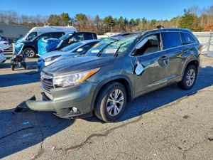 Toyota Highlander XLE 3.5L 6 2015