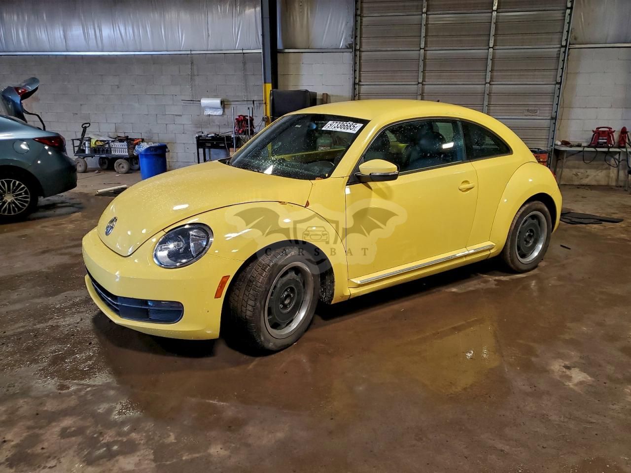 Volkswagen Beetle 2.5L 5 2012