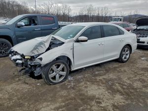 Volkswagen Passat S 1.8L 4 2015