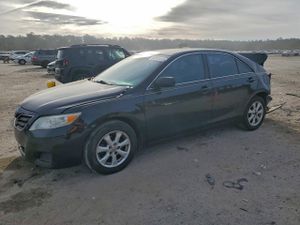 Toyota Camry BASE 2.5L 4 2011