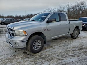 RAM 1500 SLT 5.7L 8 2013