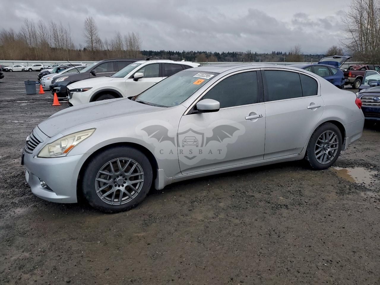 Infiniti G37 BASE 3.7L 6 2011