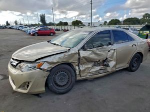 Toyota Camry BASE 2.5L 4 2012