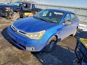 Ford Focus SE 2.0L 4 2011
