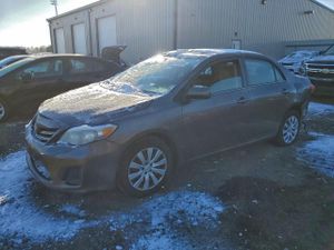 Toyota Corolla BASE 1.8L 4 2013