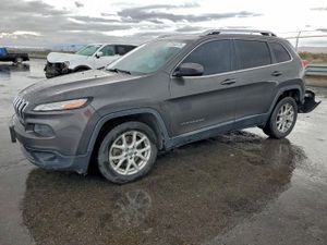 Jeep Cherokee LATITUDE 2.4L 4 2015