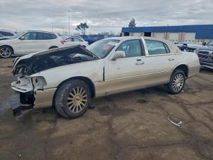 Lincoln Town Car EXECUTIVE 4.6L 8 2004