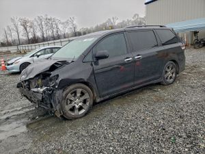 Toyota Sienna SPORT 3.5L 6 2014