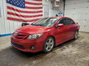 Toyota Corolla BASE 1.8L 4 2013