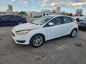 Ford Focus SE 2.0L 4 2016