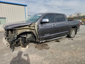 Toyota Tundra CREWMAX LIMITED 5.7L 8 2014