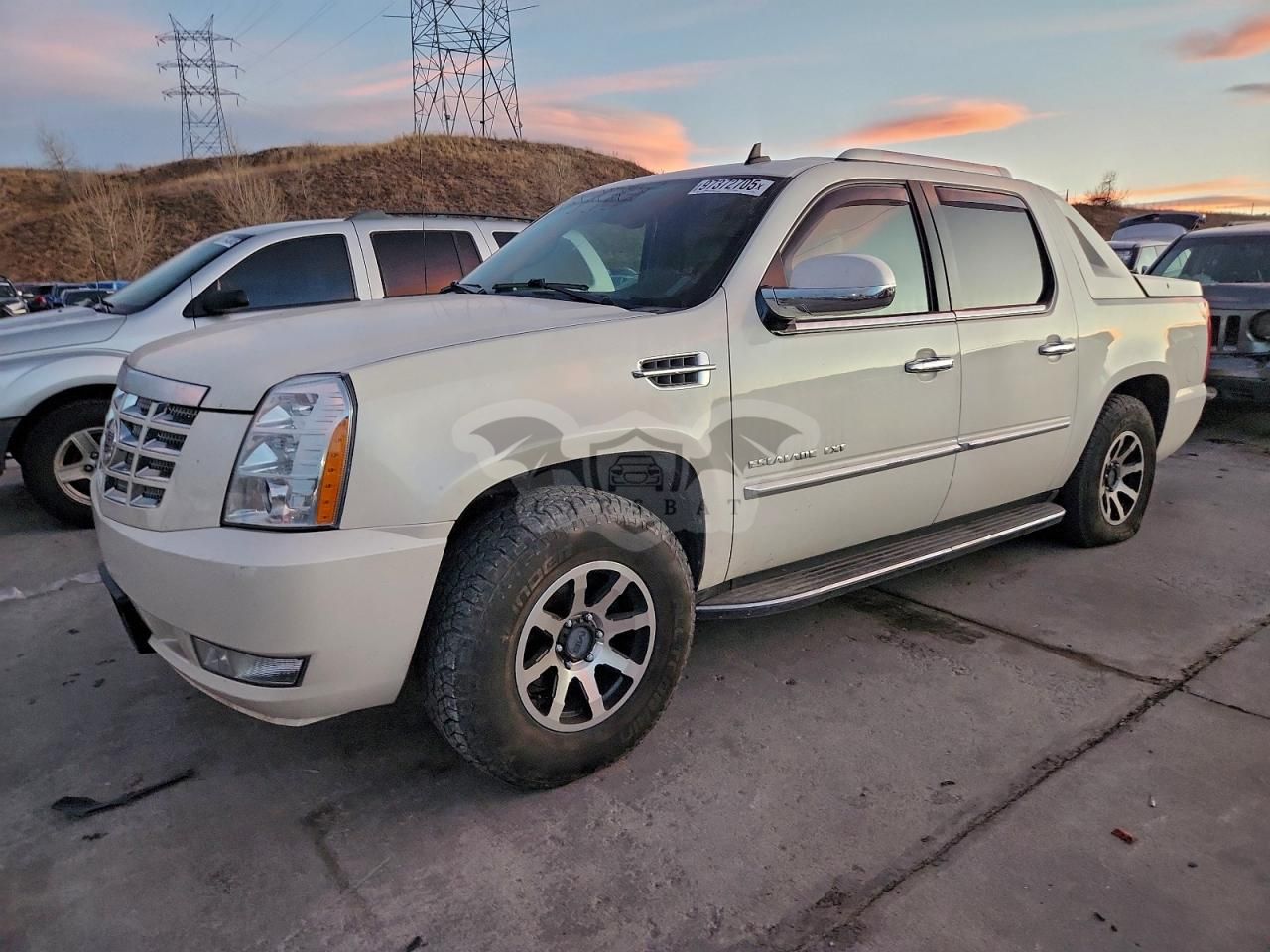 Cadillac Escalade EXT LUXURY 6.2L 8 2010