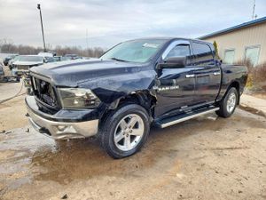 Dodge RAM SLT 5.7L 8 2012