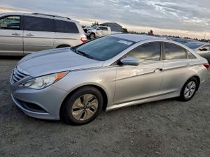 Hyundai Sonata GLS 2.4L 4 2014