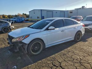 Hyundai Sonata SPORT 2.0L 4 2015