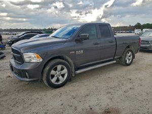 RAM 1500 ST 5.7L 8 2015