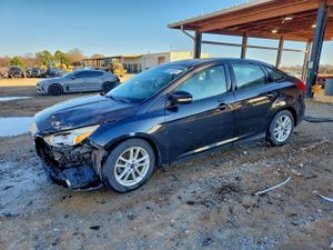 Ford Focus SE 2.0L 4 2015