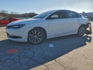 Chrysler 200 S 2.4L 4 2015