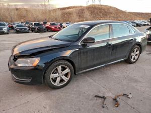 Volkswagen Passat S 1.8L 4 2014