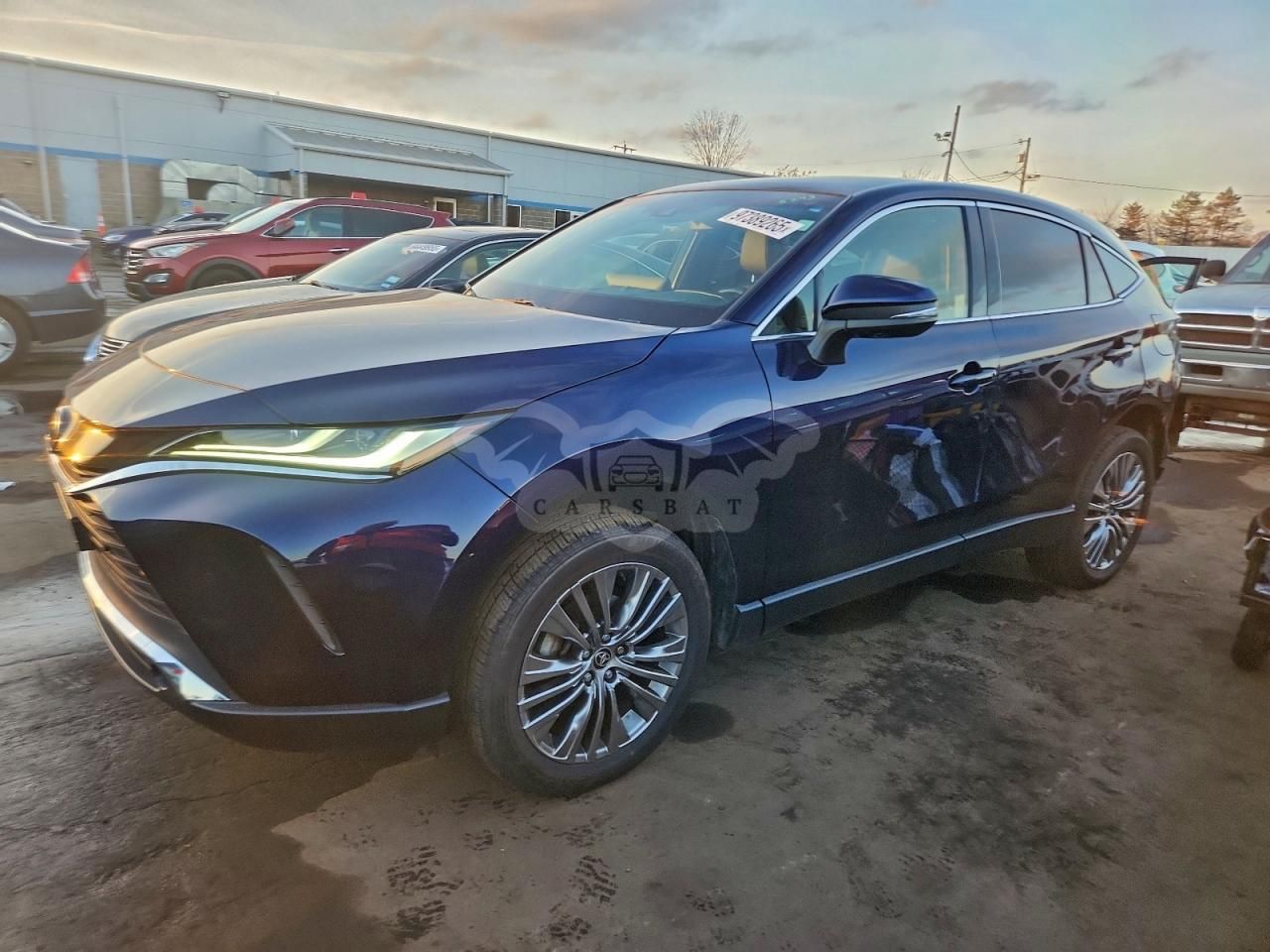 Toyota Venza LE 2.5L 4 2022