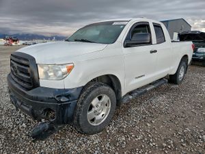 Toyota Tundra DOUBLE CAB SR5 4.6L 8 2010