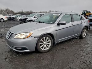 Chrysler 200 TOURING 3.6L 6 2013