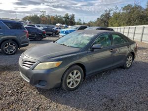 Toyota Camry BASE 2.5L 4 2010