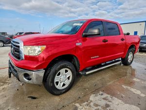 Toyota Tundra CREWMAX SR5 5.7L 8 2011