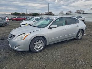Nissan Altima BASE 2.5L 4 2012