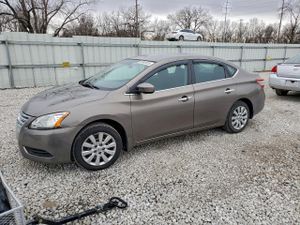 Nissan Sentra S 1.8L 4 2015