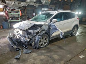 Ford Escape TITANIUM 2.0L 4 2015